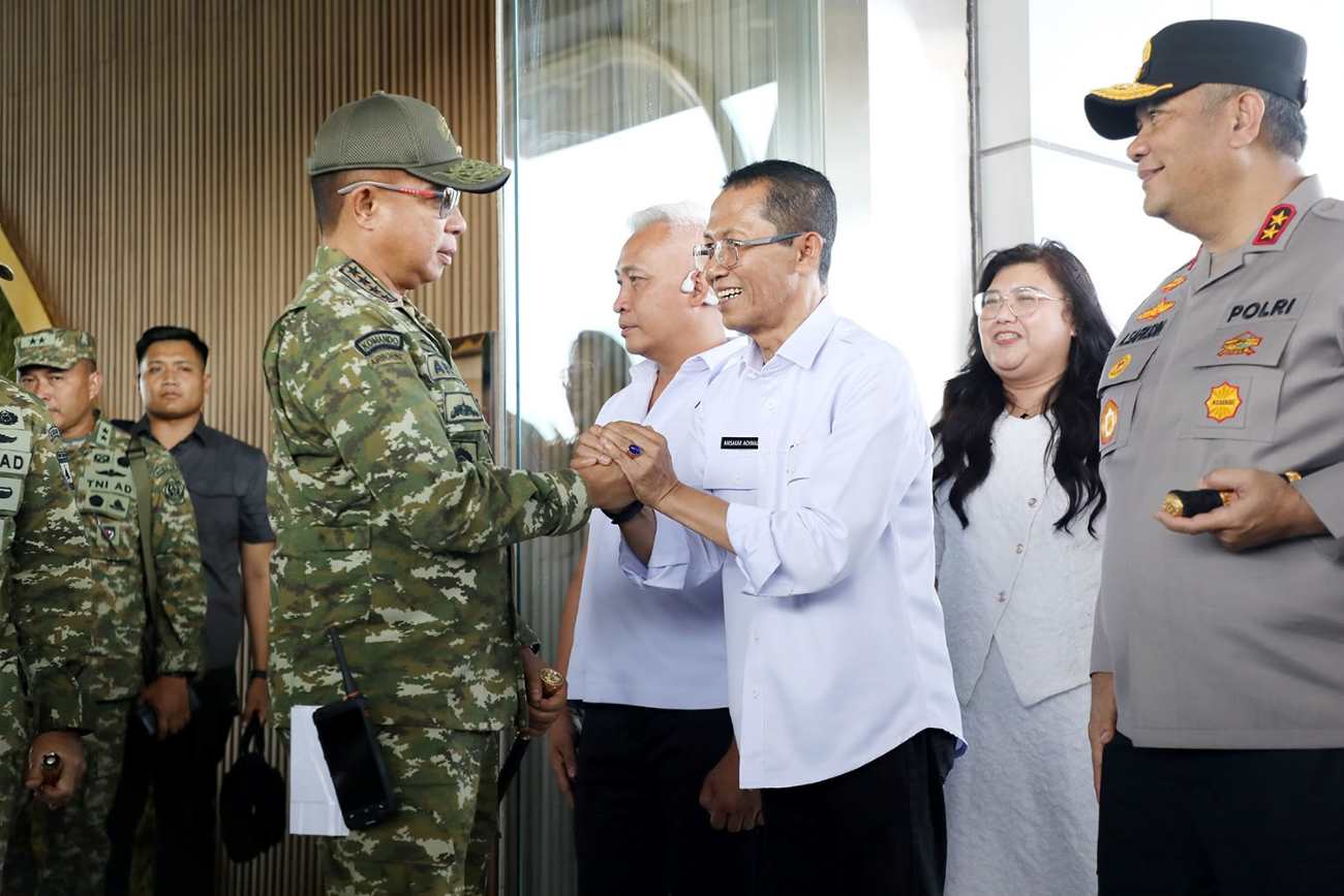 Panglima TNI Jenderal Agus Subiyanto Kunjungi Kepri, Walikota Batam Amsakar Achmad Tekankan Pengamanan Aset Nasional di Kawasan Perbatasan