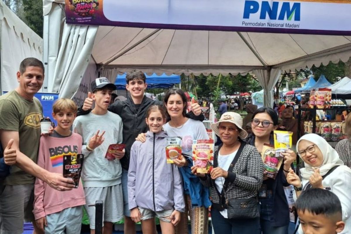 14 UMKM Binaan PNM Mekaar Kabanjahe Ramaikan Festival Bunga dan Buah Karo 2026, Produk Lokal Naik Kelas