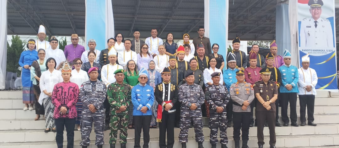 Wali Kota Bitung Hengky Honandar Pimpin Upacara HARGANAS ke-33, Keluarga Jadi Benteng Lawan Disrupsi Digital dan Krisis Karakter