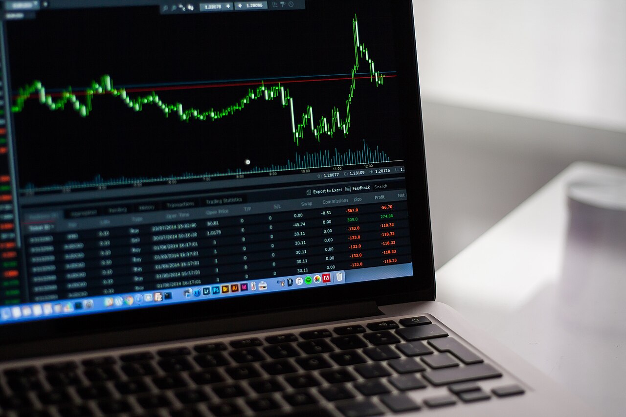 Harga Saham IDX Hari Ini 6 Mei 2026: UNVR dan BBRI Melaju Pesat