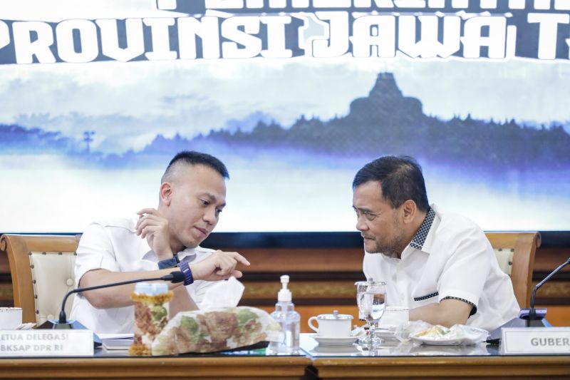 Gubernur Jateng Ahmad Luthfi Targetkan Revitalisasi Pelabuhan Tanjung Emas demi Tarik Industri dari Vietnam