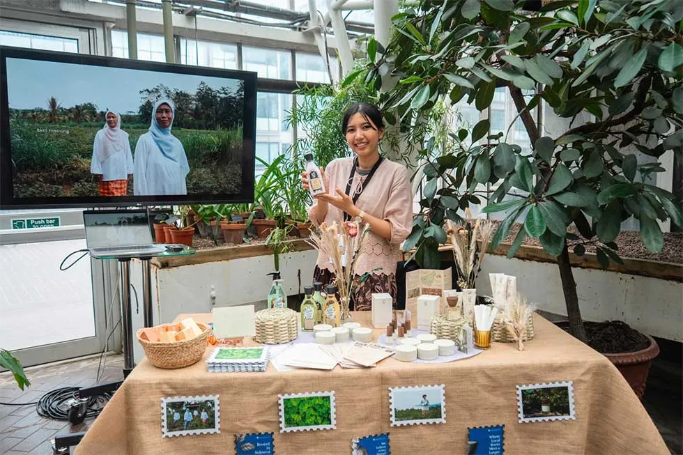 ParagonCorp Perkuat Inovasi Produk Ramah Lingkungan, Manfaatkan Limbah Lavender hingga Kemasan Daur Ulang