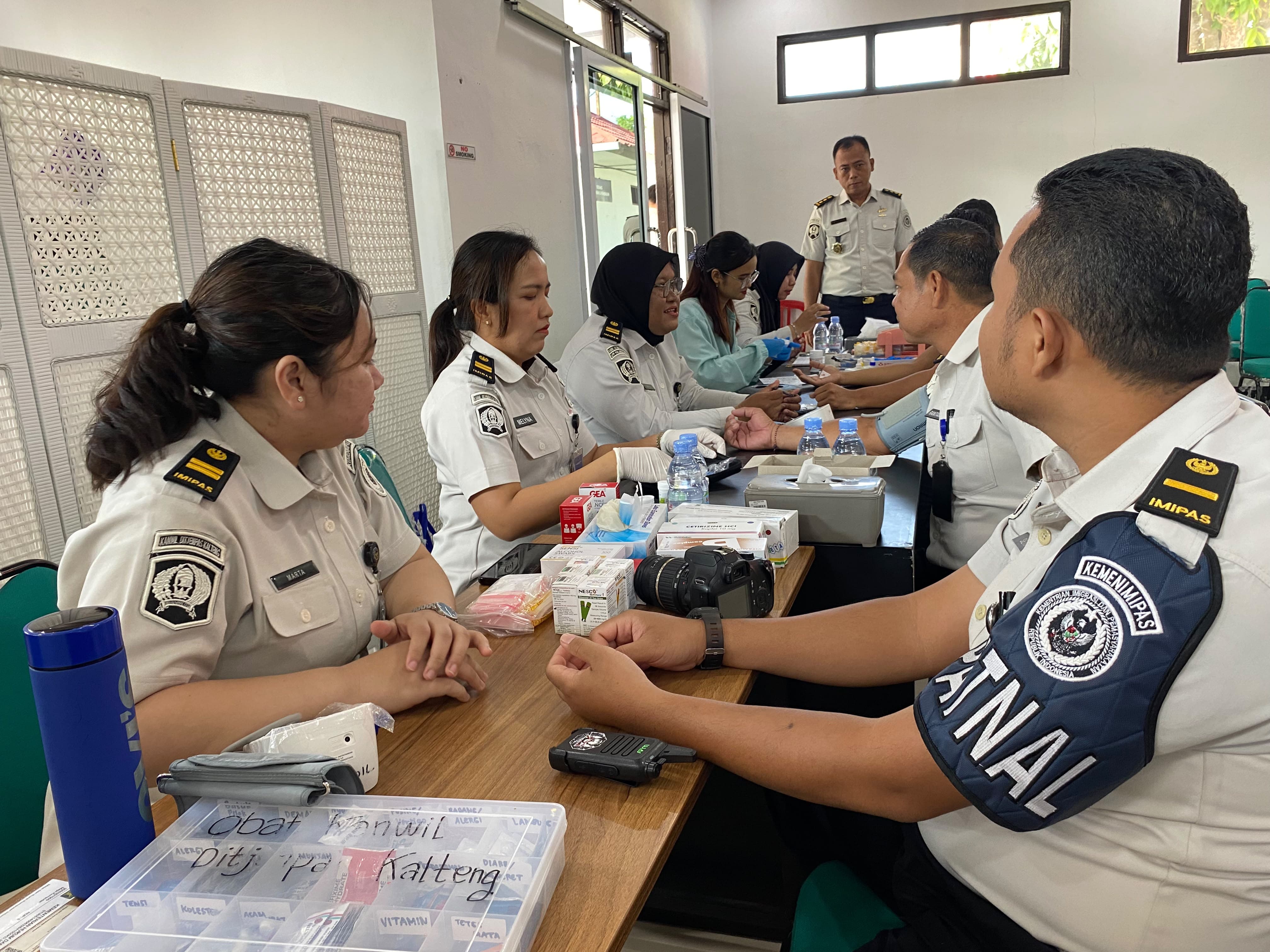 Kanwil Ditjenpas Kalteng Gelar Donor Darah dan Cek Kesehatan Gratis untuk Pegawai, Targetkan 81 Kantong Darah