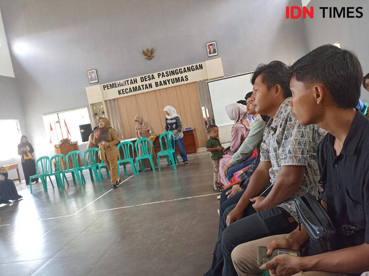 Di Banyumas, Puluhan Suami Ikut Kelas Merawat Istri Hamil Demi Cegah Stunting, Belajar Pijat hingga Pantau Pil Darah