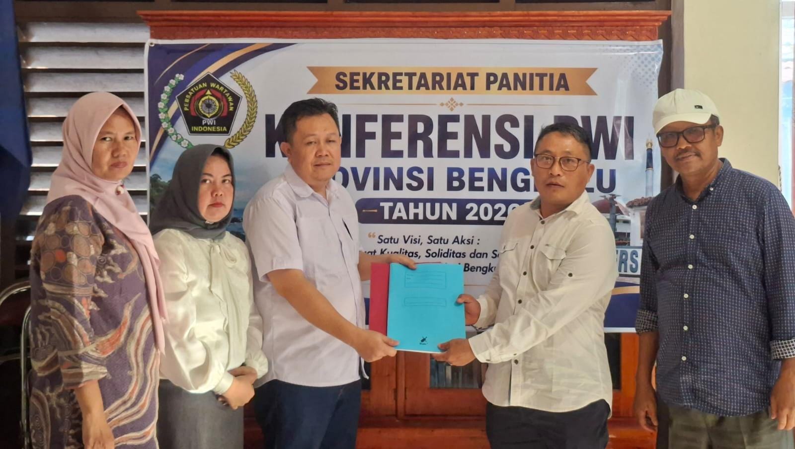 Marshal Abadi-Sukatno Daftar sebagai Bakal Calon Ketua PWI Bengkulu 2026, Bawa Visi Rumah Besar Insan Pers