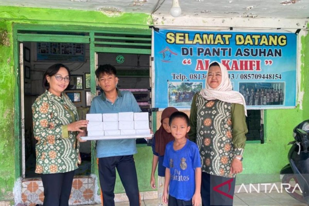 50 Paket Nasi Soto Ayam Dibagikan Lapas Perempuan Palembang ke Warga dan Panti Asuhan Tiap Jumat