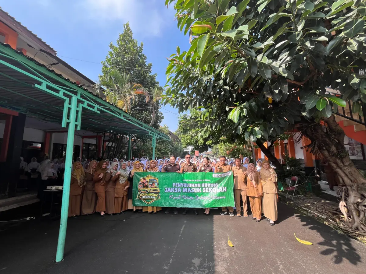 Kejari Cimahi Perluas Program Jaksa Masuk Sekolah ke SMP dan SMA untuk Cegah Kenakalan Remaja serta Kejahatan Siber
