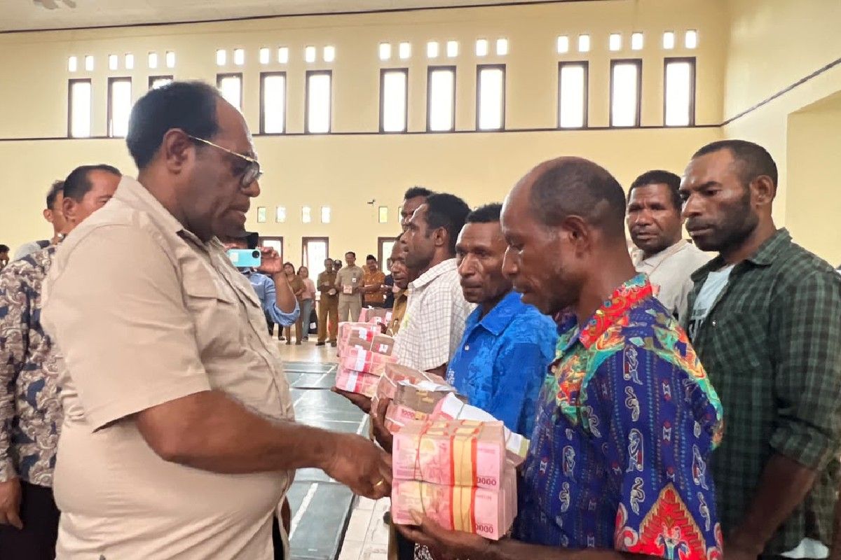 Bupati Keerom Targetkan Dana Desa Perkuat Tata Kelola Kampung, Fokus ke Sampah dan Stunting