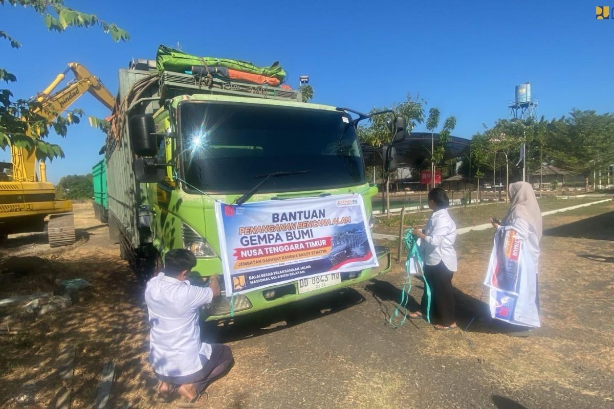 Kementerian PU Percepat Perbaikan Akses Pascagempa Flores