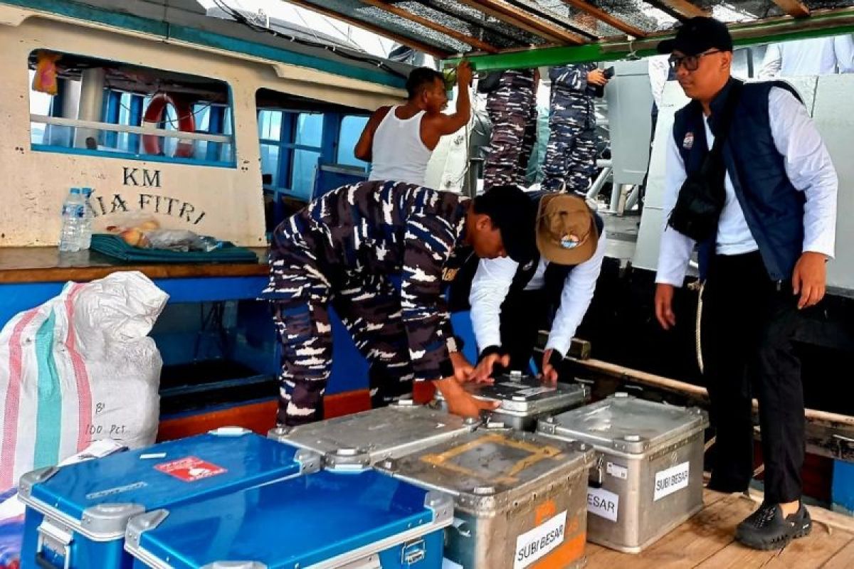KRI Beladau-643 Angkut Miliaran Rupiah ke Pulau Midai dan Subi di Natuna, Pastikan Uang Layak Edar di Perbatasan