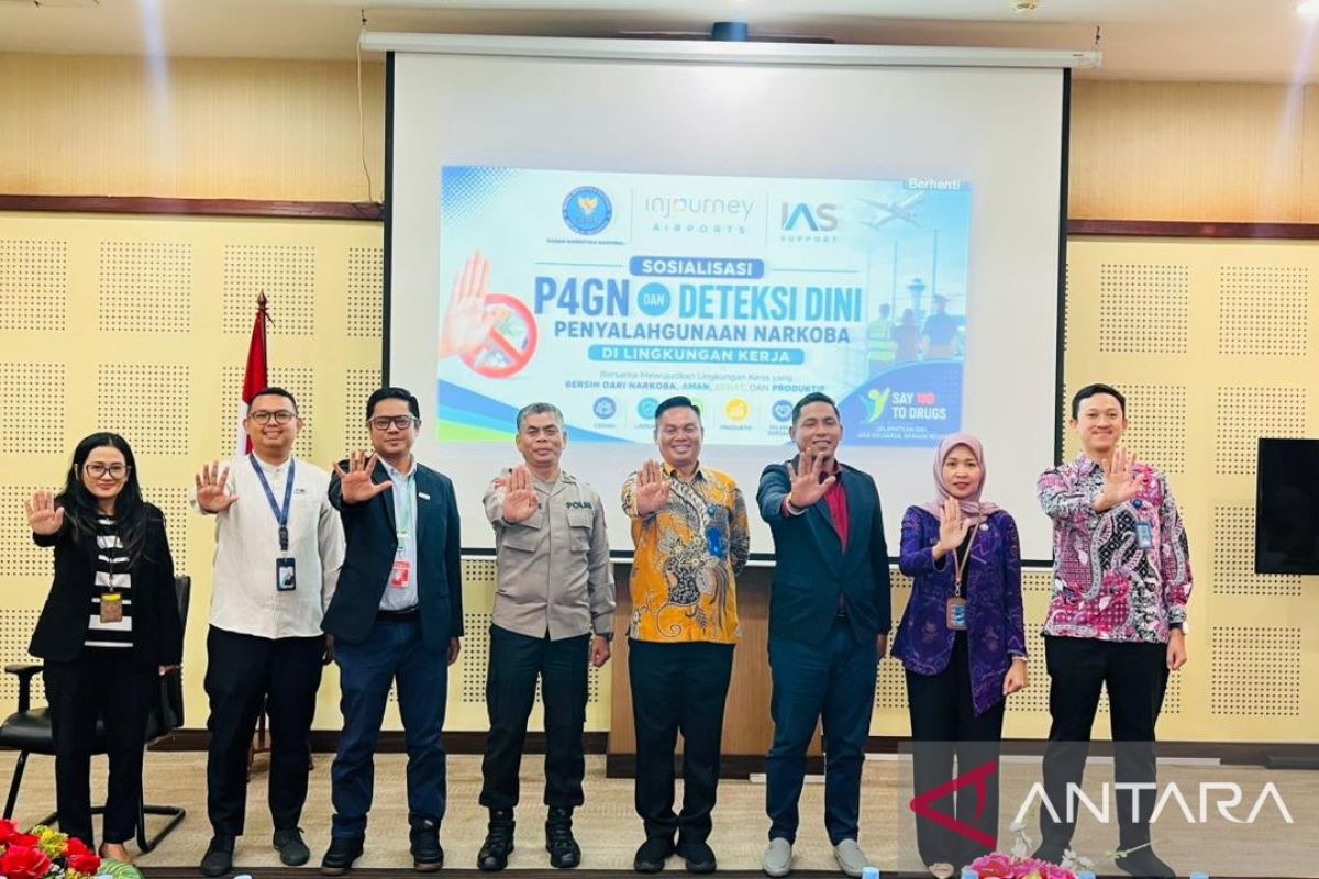 Manajemen Bandara Supadio dan BNN Kubu Raya Perkuat Pencegahan Narkotika, Seluruh Karyawan Jalani Sosialisasi