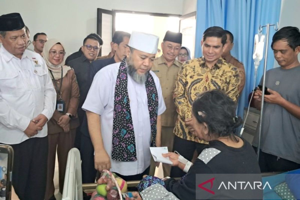 Gubernur Bengkulu Helmi Hasan Blusukan ke RSUD Rejang Lebong, Minta Tenaga Medis Layani Pasien Seperti Keluarga Sendiri