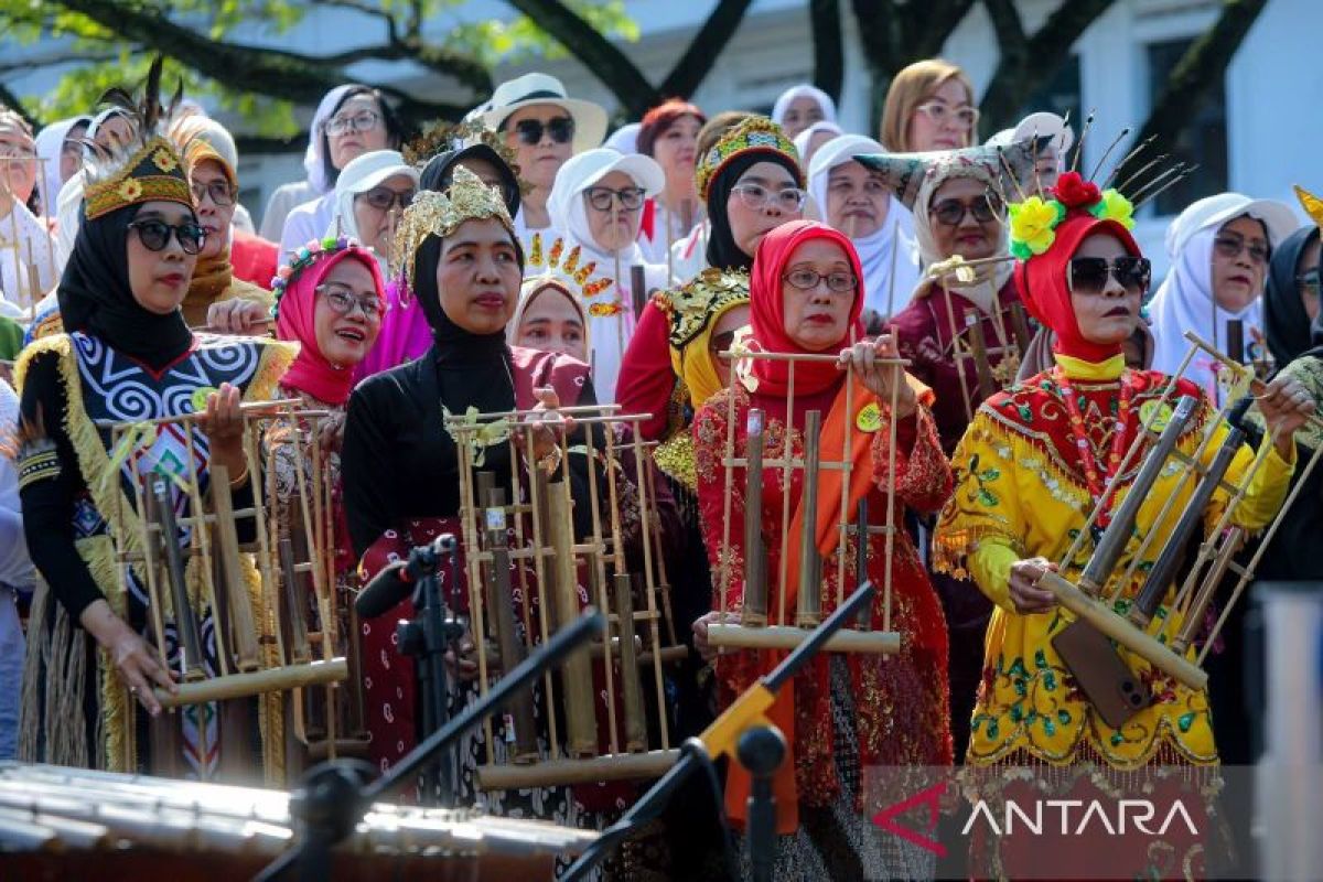 500 Musisi Meriahkan Bandung Kota Angklung Festival 2026, Pemkot Perkuat Identitas Warisan UNESCO