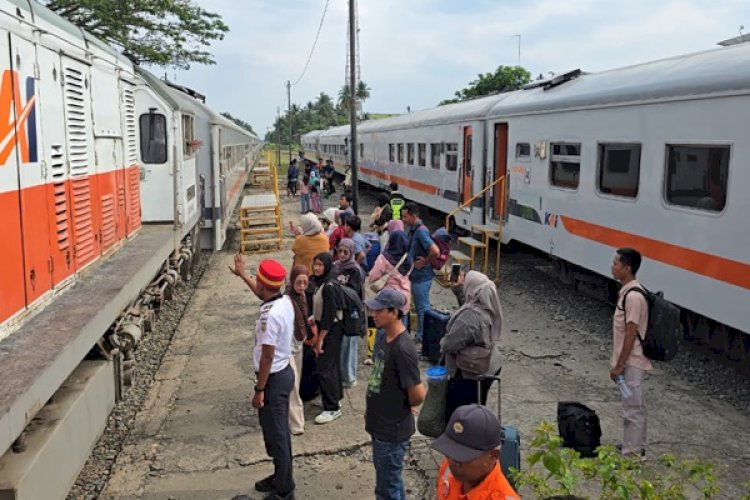 Libur Tahun Baru Islam, Hampir 15 Ribu Penumpang Padati Kereta Api di Sumut, KA Sribilah Fakultatif Kembali Dioperasikan