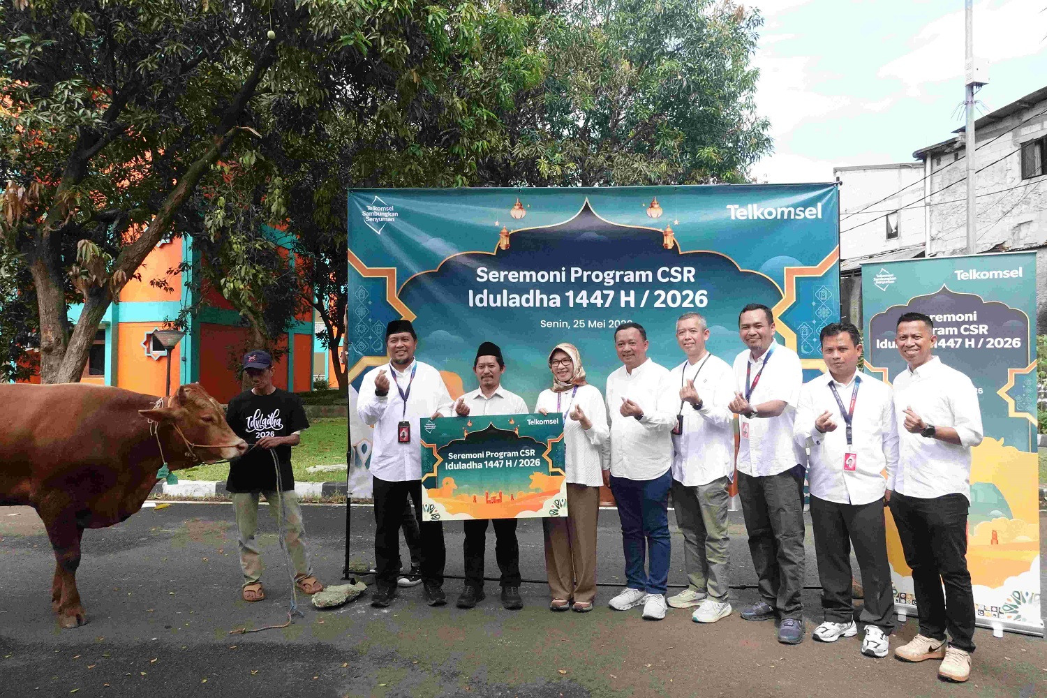 Telkomsel Salurkan 590 Hewan Kurban untuk Iduladha 1447 H, 40 Ribu Keluarga di Banten hingga Indonesia Jadi Sasaran