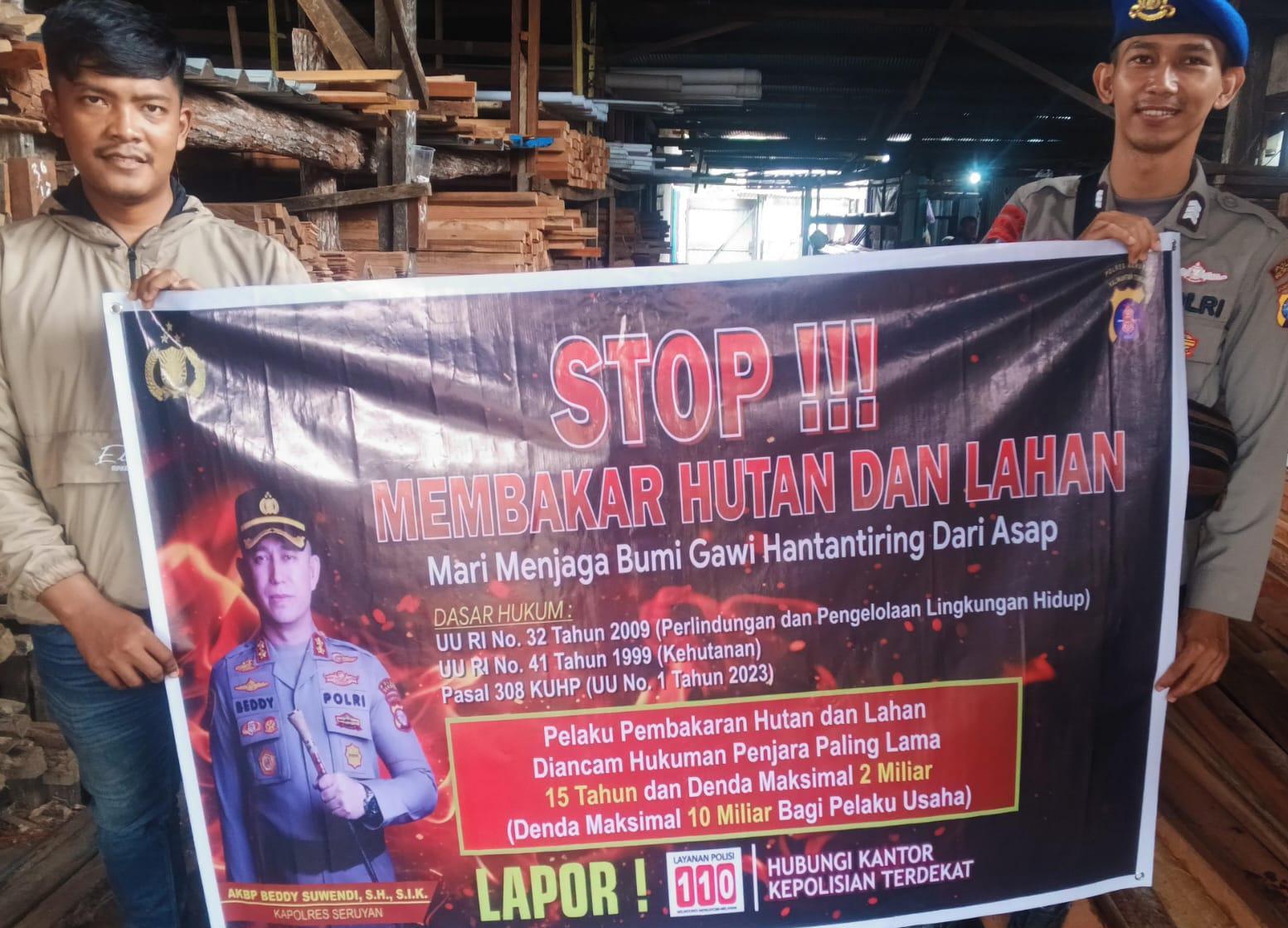 Satpolairud Polres Seruyan Patroli Dialogis di Dermaga TPI Sungai Undang, Warga Diimbau Tingkatkan Kewaspadaan