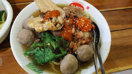 Menjelajahi Kelezatan Bakso Mie Ayam di Mamuju: Panduan Kuliner 2026 untuk Warga dan Pendatang