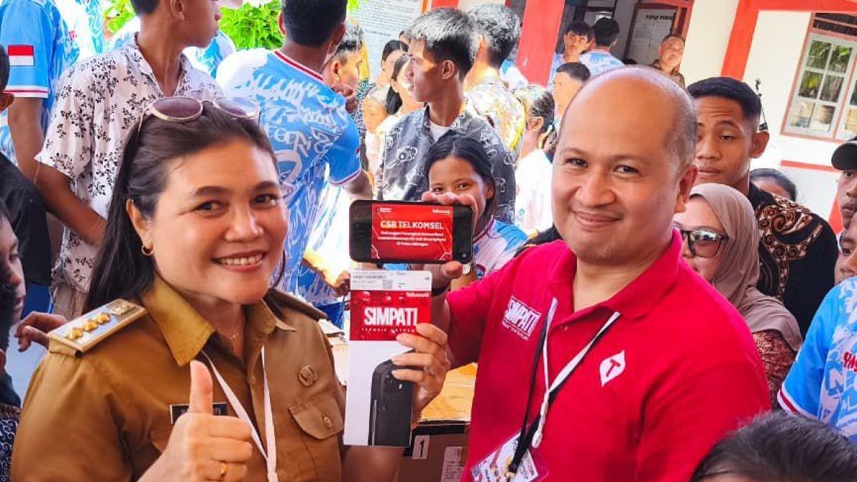 Bantuan 50 Unit Smartphone dan Jaringan 4G di Pulau Miangas, Telkomsel Perkuat Konektivitas Wilayah Perbatasan