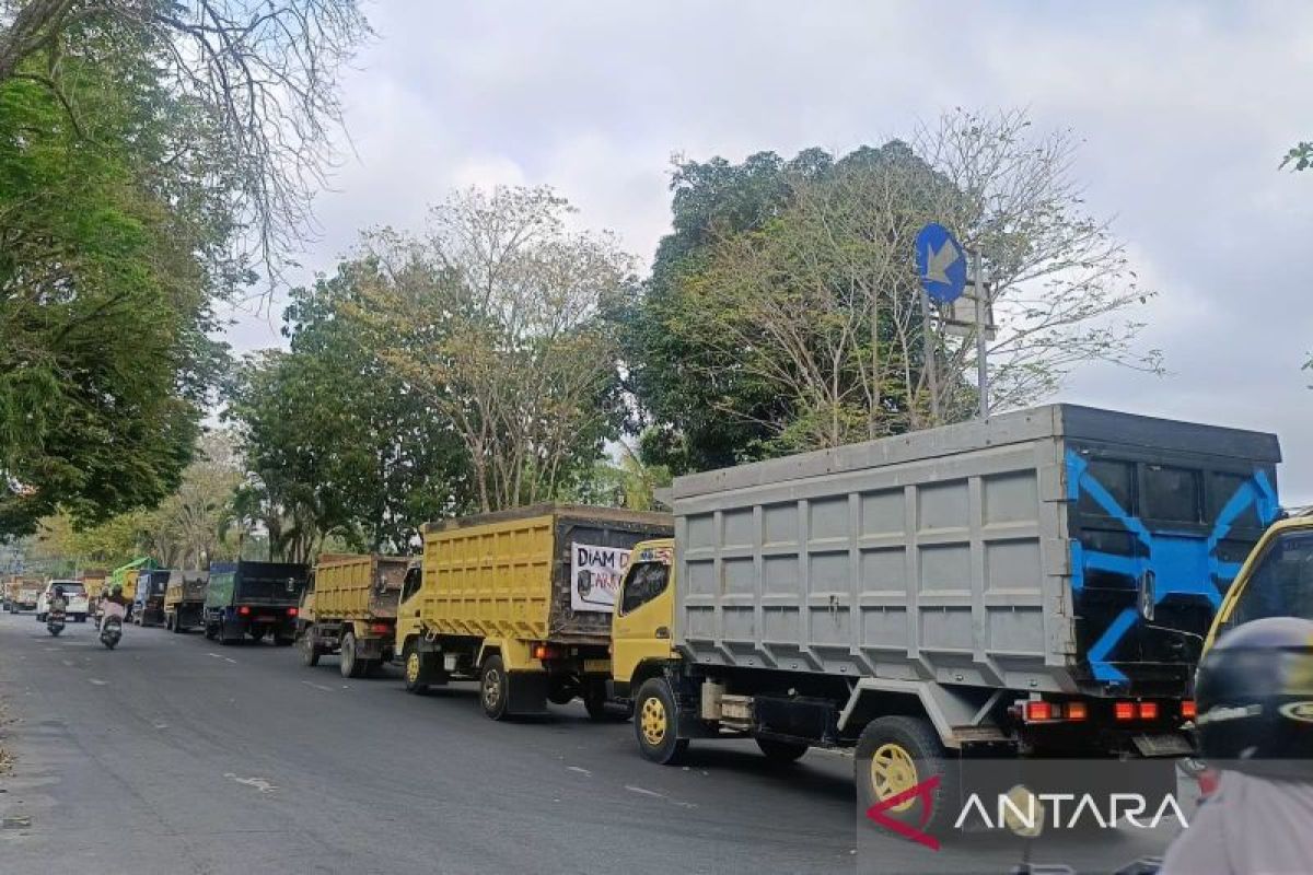 Kanwil Kemenkum Kaltim Harmonisasi Dua Raperwali Balikpapan, Jaminan Sosial Pekerja Rentan hingga Jam Angkutan Barang