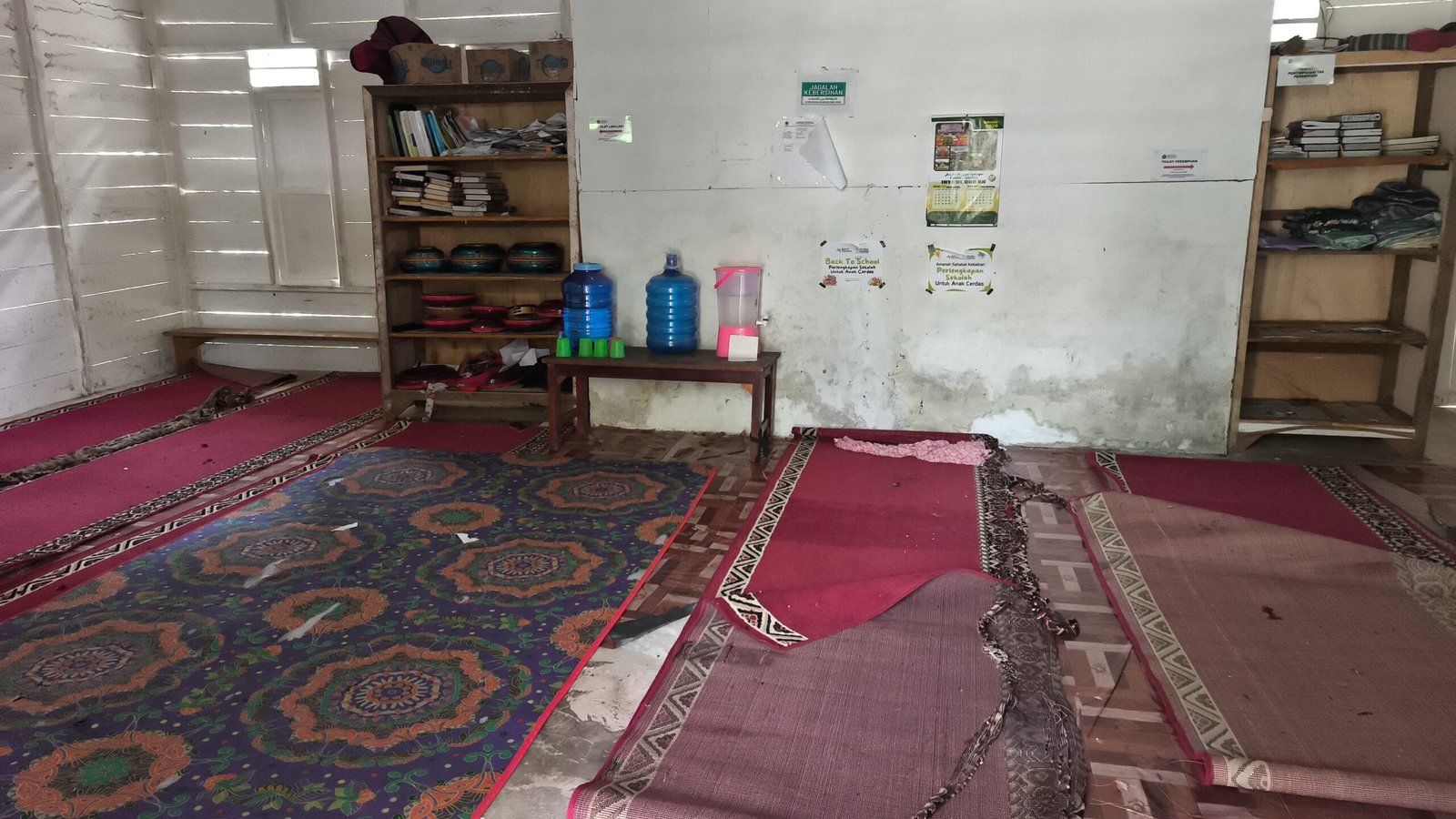 89 Santri di Bengkulu Tengah Tetap Ngaji di MDTA Berdinding Papan dan Berlantai Semen, Insentif Guru Minim