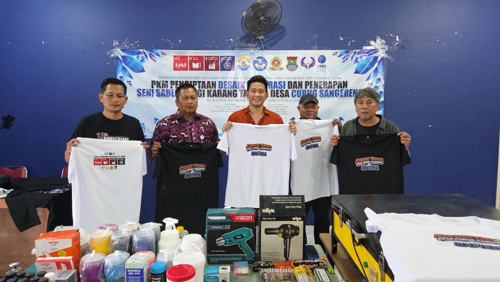 Pelatihan Sablon Berbasis AI dari UMN Buka Peluang Usaha bagi 25 Anggota Karang Taruna di Tangerang