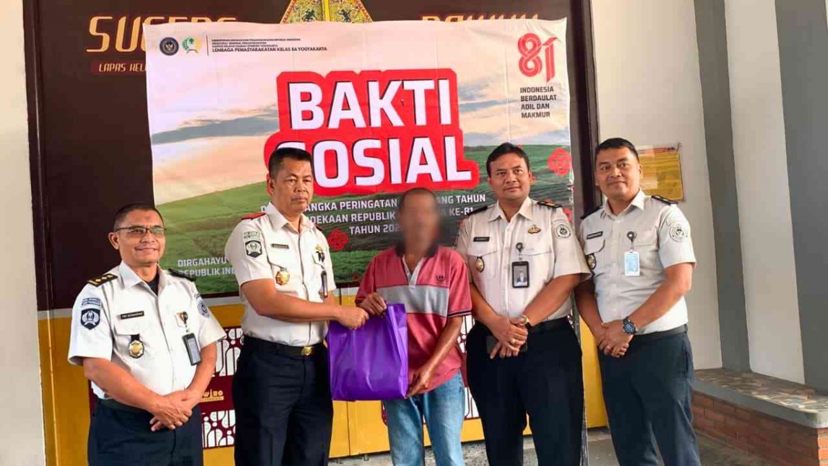 Lapas Kelas IIA Yogyakarta Bagikan Sembako ke Keluarga Warga Binaan, Tandai HUT ke-81 Kemerdekaan RI