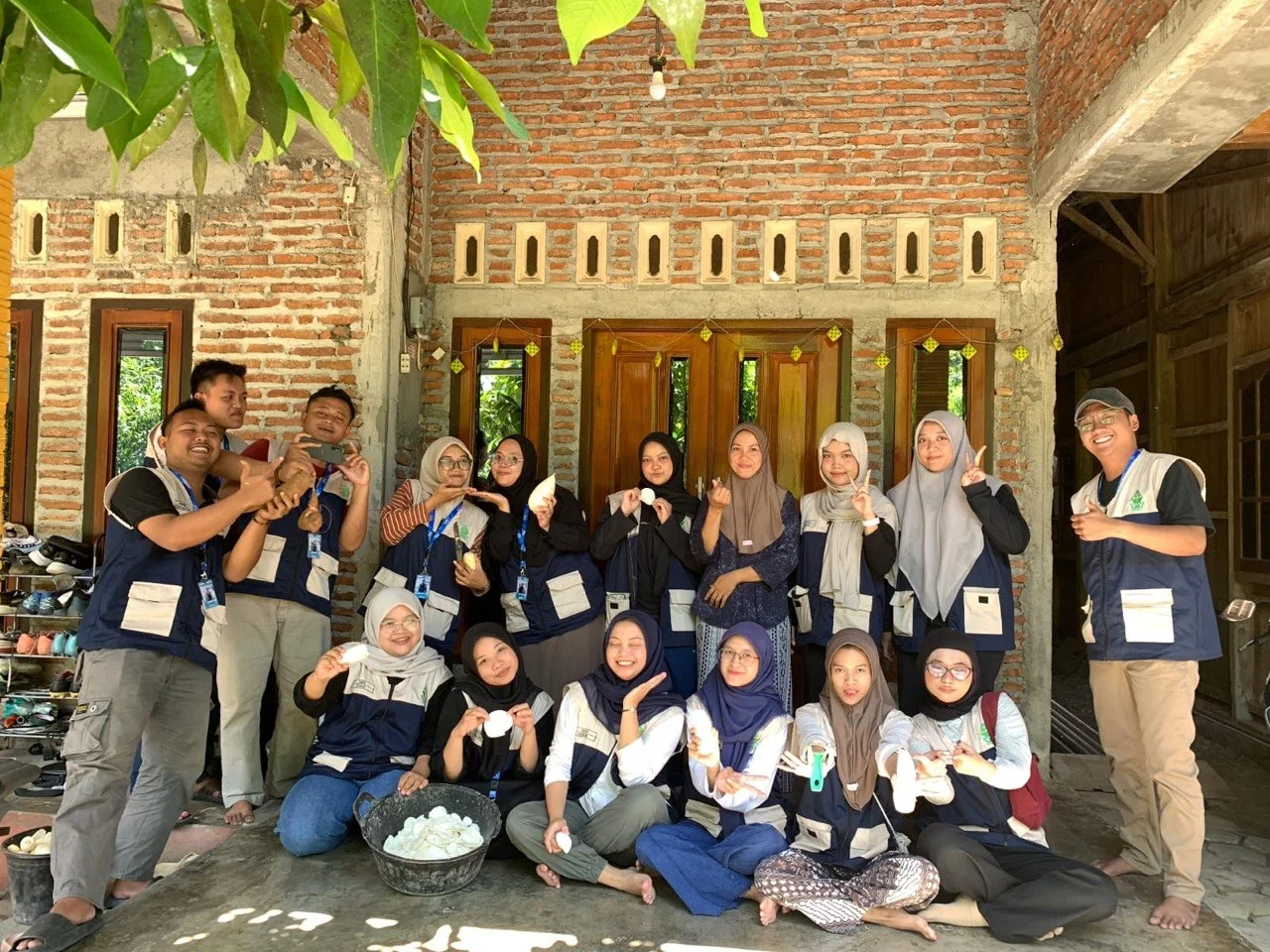 KKN UIN Walisongo Bantu UMKM Ceriping di Kendal Urus NIB Hingga Sertifikasi Halal