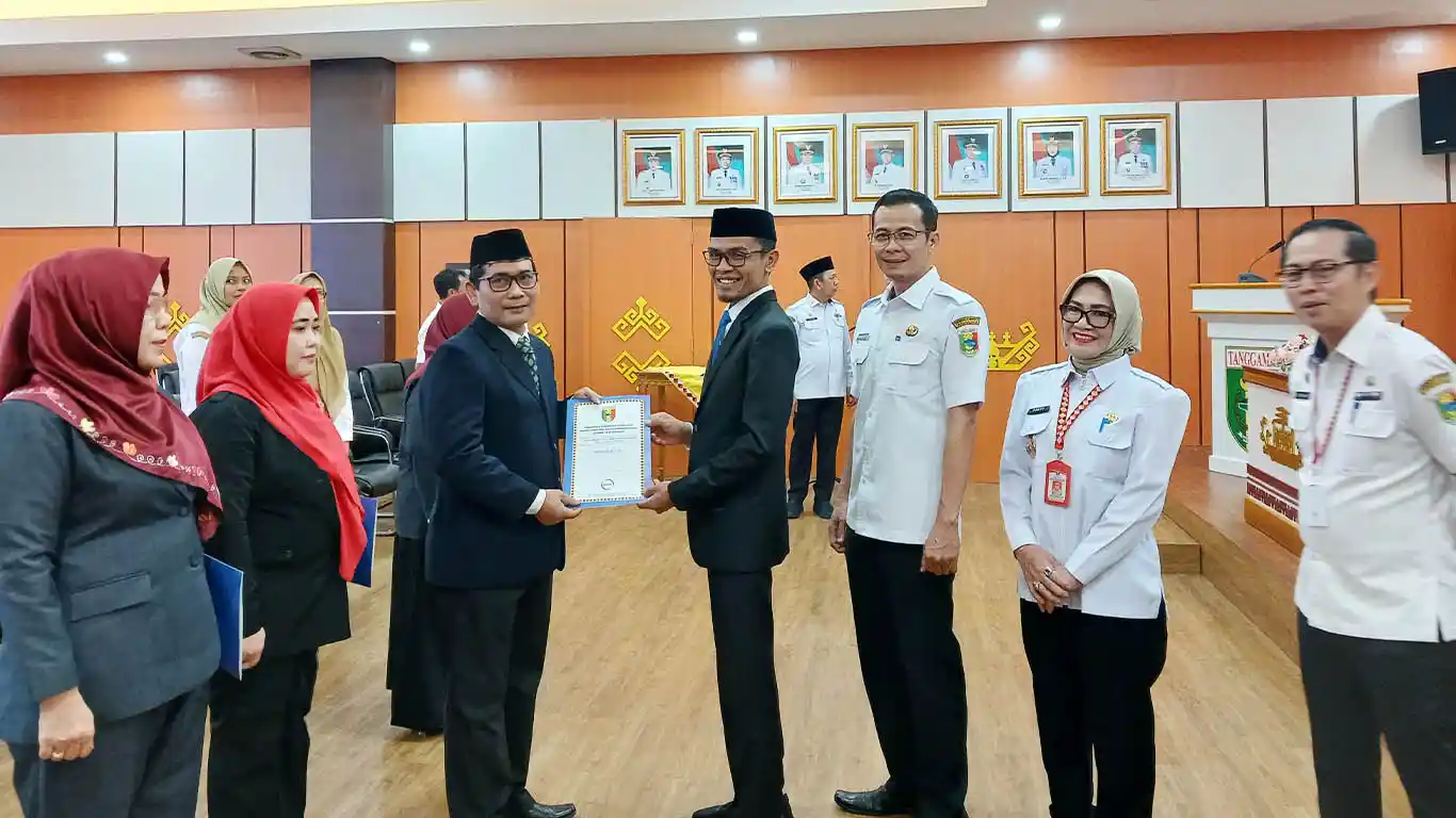 Wakil Bupati Tanggamus Lantik Sekretaris Disdukcapil dan Auditor, Pesan Tegas soal Pelayanan Administrasi Kependudukan