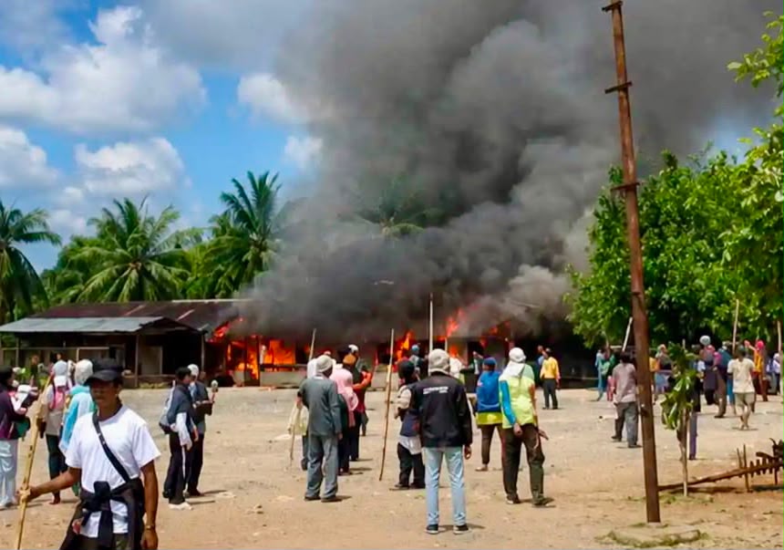 Konflik Lahan Sawit di Lampung Tengah Memanas, 8 Bangunan PT BSA Terbakar, Polisi Olah TKP