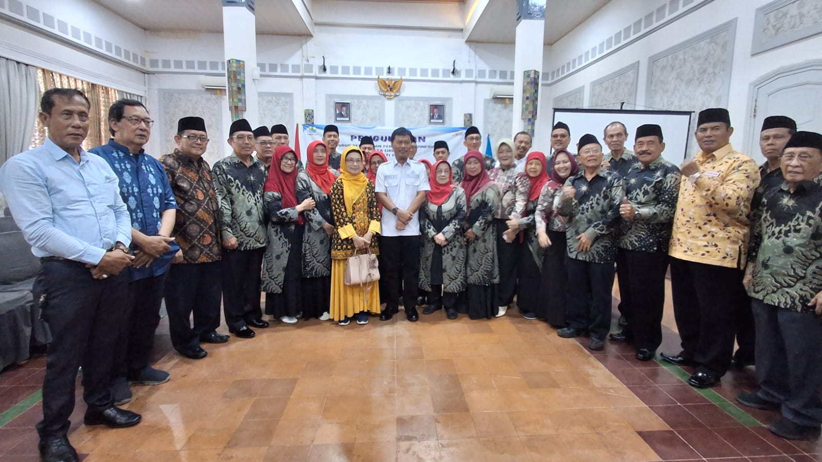 PPI Kota Cirebon Dikukuhkan, Wali Kota Effendi Edo Dorong Pensiunan Tetap Aktif Berkarya dan Beri Masukan ke Pemkot