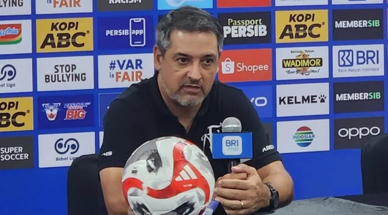 Laga Perdana Piala Presiden 2026: Pelatih Arema FC Marcos Santos Akui Persib Bandung Masih Kuat, Pertandingan di Si Jalak Harupat