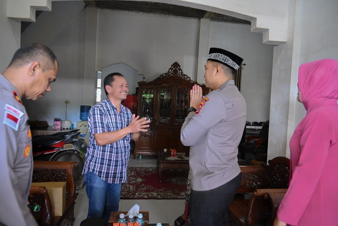 Anjangsana Polres Pidie ke Purnawirawan dan Warakawuri: Kapolres Tegaskan Mereka Bagian Tak Terpisahkan dari Keluarga Besar Polri