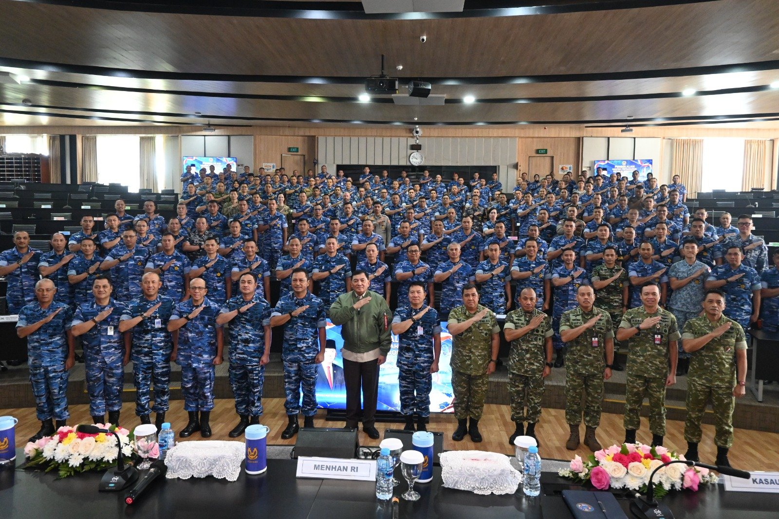 Menhan Sjafrie Bekali 100 Perwira Siswa Seskoau di Lembang, Tekankan Tiga Fondasi Bangun Pemimpin TNI