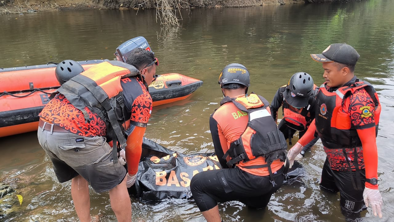 Pemancing Asal Pasuruan Tenggelam di Sungai Bulik Lamandau Ditemukan Meninggal, Tim SAR Sempat Lakukan Manuver Perahu