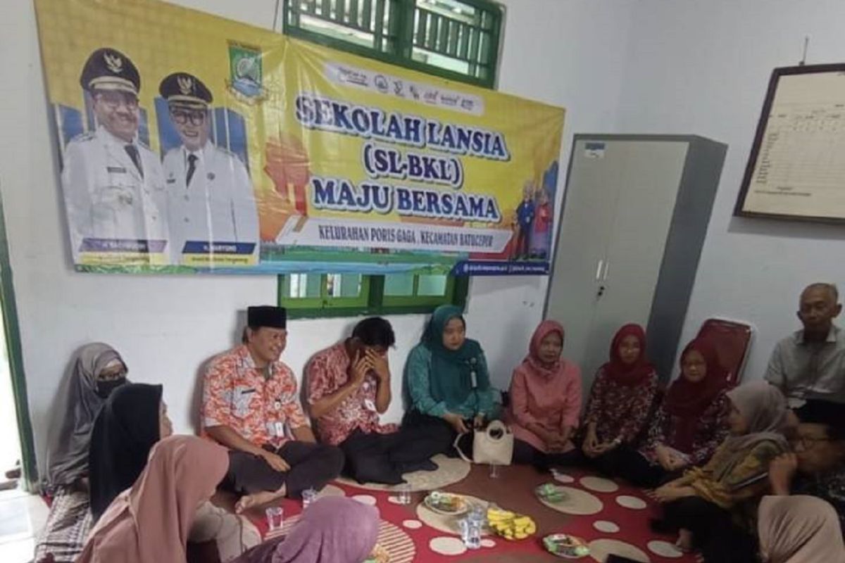 Pemkot Tangerang Sediakan Sekolah Lansia hingga Pelatihan Keterampilan untuk 535 Posyandu di 13 Kecamatan