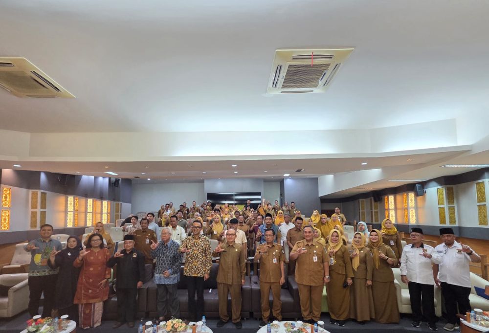 OJK Kepri Gandeng Kearifan Lokal Melayu, 100 Peserta Ikuti Seminar Literasi Keuangan ala Raja Ali Haji