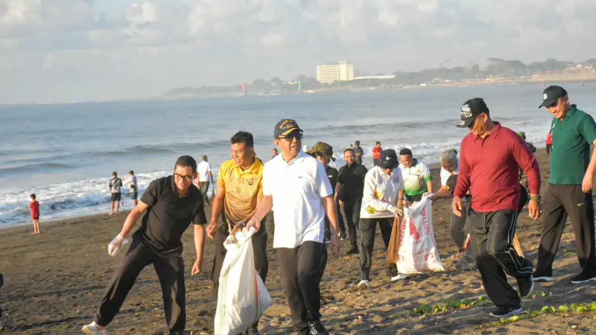 Pemkot Denpasar Gelar Aksi Kebersihan dan Penanaman Pohon Serentak, Peringatan Hari Lingkungan Hidup Sedunia 2026