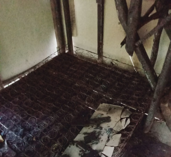Pelajar 16 Tahun di Bajubang Jadi Korban Pencekikan dan Pembakaran Pos Ronda, Minta Keadilan di Polres Batang Hari