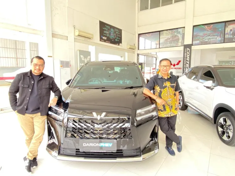 Pasar Mobil Listrik di Sumatera Barat Tumbuh 10 Persen, Wuling Padang Optimistis Darion PHEV Jadi Pilihan Konsumen yang Masih Ragu