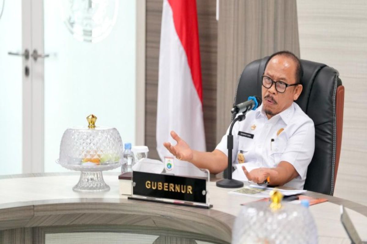 Gubernur Sulbar Suhardi Duka Ancam Cabut Izin 13 Perusahaan Sawit Jika Harga TBS Tak Naik ke Rp3.000 Per Kilogram
