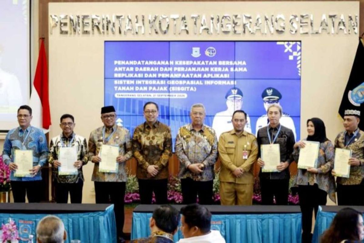 Pemkot Metro Adopsi SISGITA Tangerang Selatan untuk Kerek PAD, Wali Kota Bambang Teken Kerja Sama dengan 58 Kepala Daerah