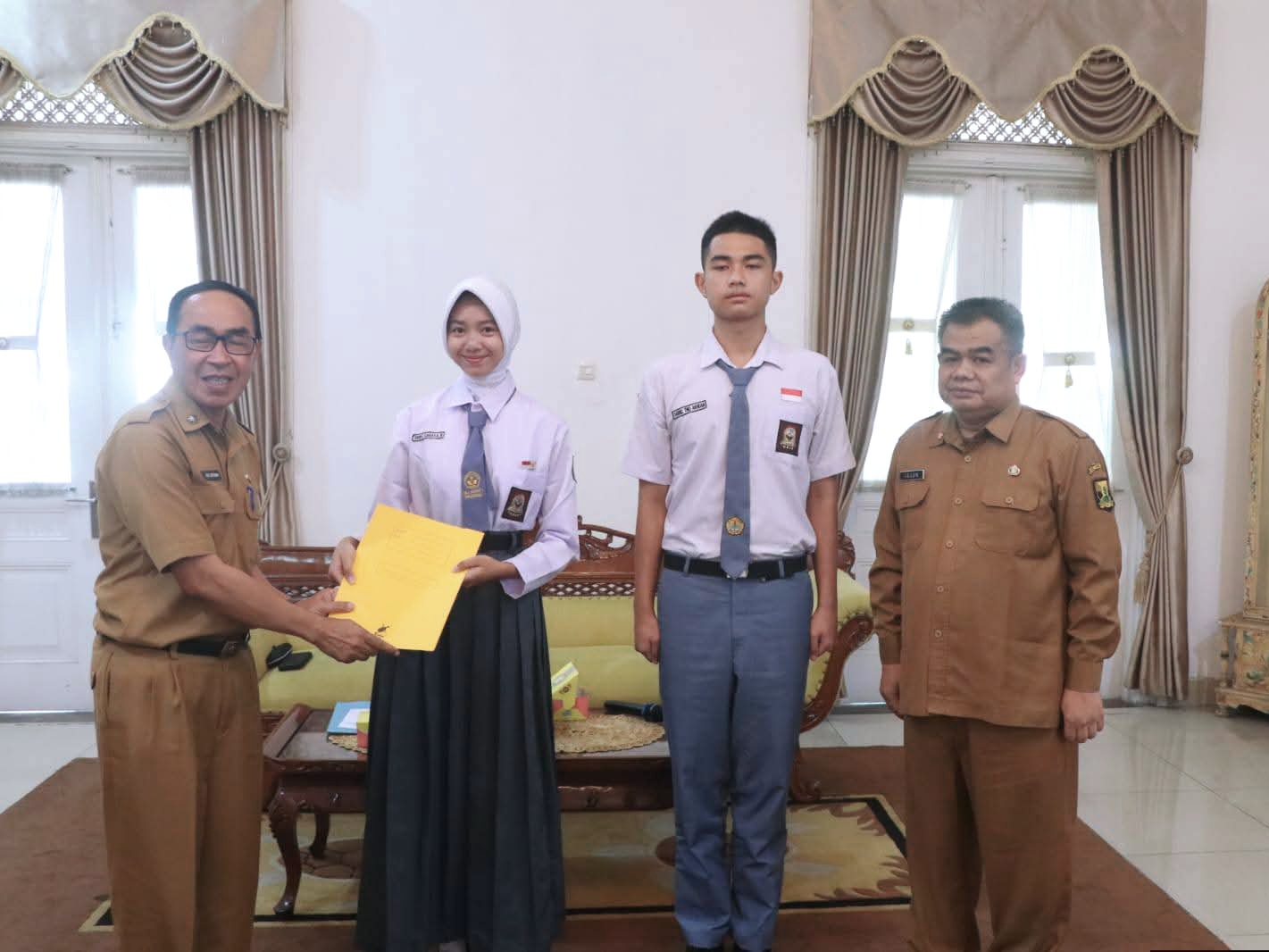 Dua Pelajar Sukabumi Lolos ke Seleksi Paskibraka Jabar 2026, Sekda Tekankan Jaga Fisik dan Mental