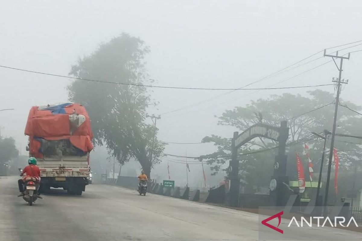 Kabut Asap Turunkan Jarak Pandang di Sungai Musi, SAR Palembang Minta Nakhoda Kapal Kurangi Kecepatan