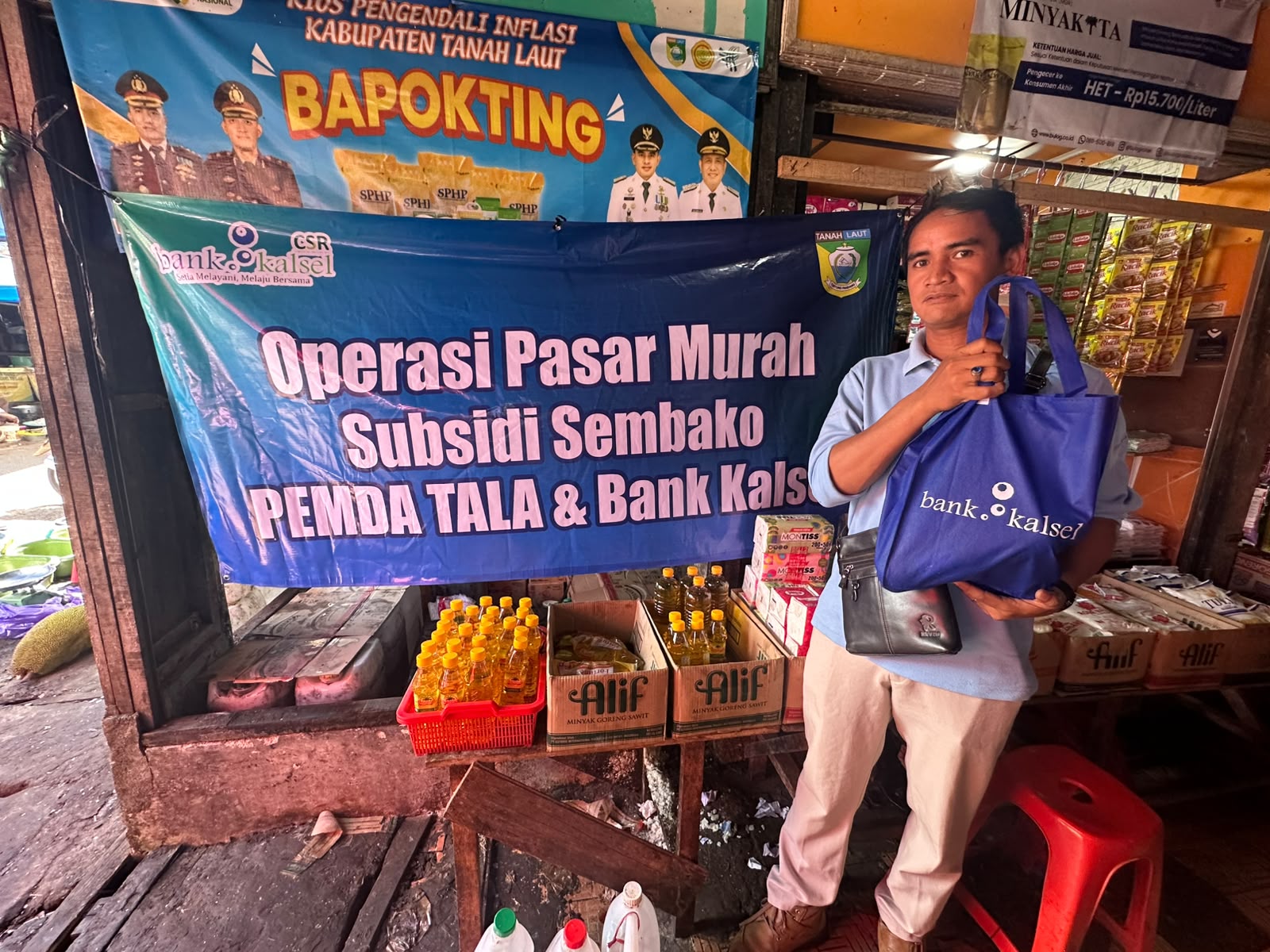 Pemkab Tanah Laut dan Bank Kalsel Subsidi Sembako di Pasar Pelaihari, Enam Toko Jadi Mitra Tekan Inflasi