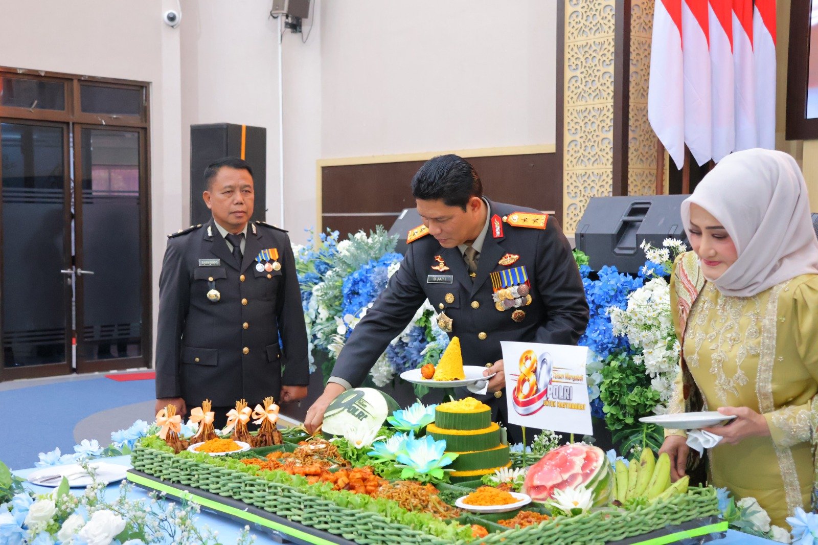 Polda Kaltara Gelar Syukuran HUT Bhayangkara ke-80, Potong Tumpeng dan Perkuat Sinergi dengan Forkopimda di Tanjung Selor