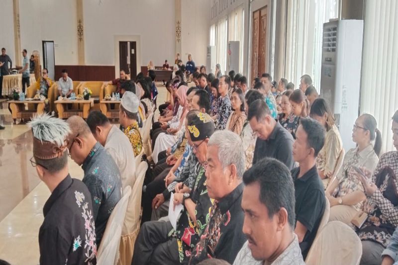 Bupati Barito Timur M Yamin Dorong Kontraktor Lokal Jadi Tuan Rumah Proyek Pembangunan di Daerah Sendiri