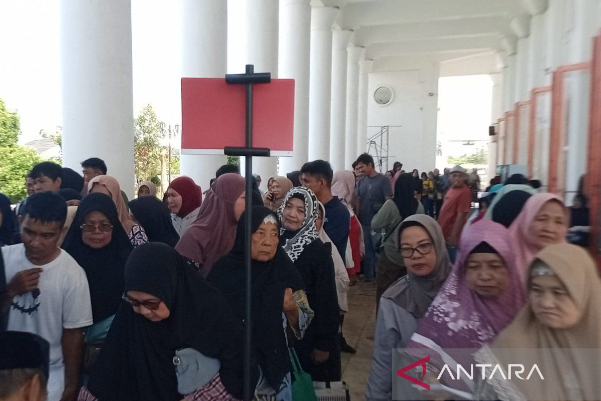 Pemkot Bengkulu dan Baznas Salurkan Bantuan ke 900 Janda, Ada Sembako hingga Uang Tunai