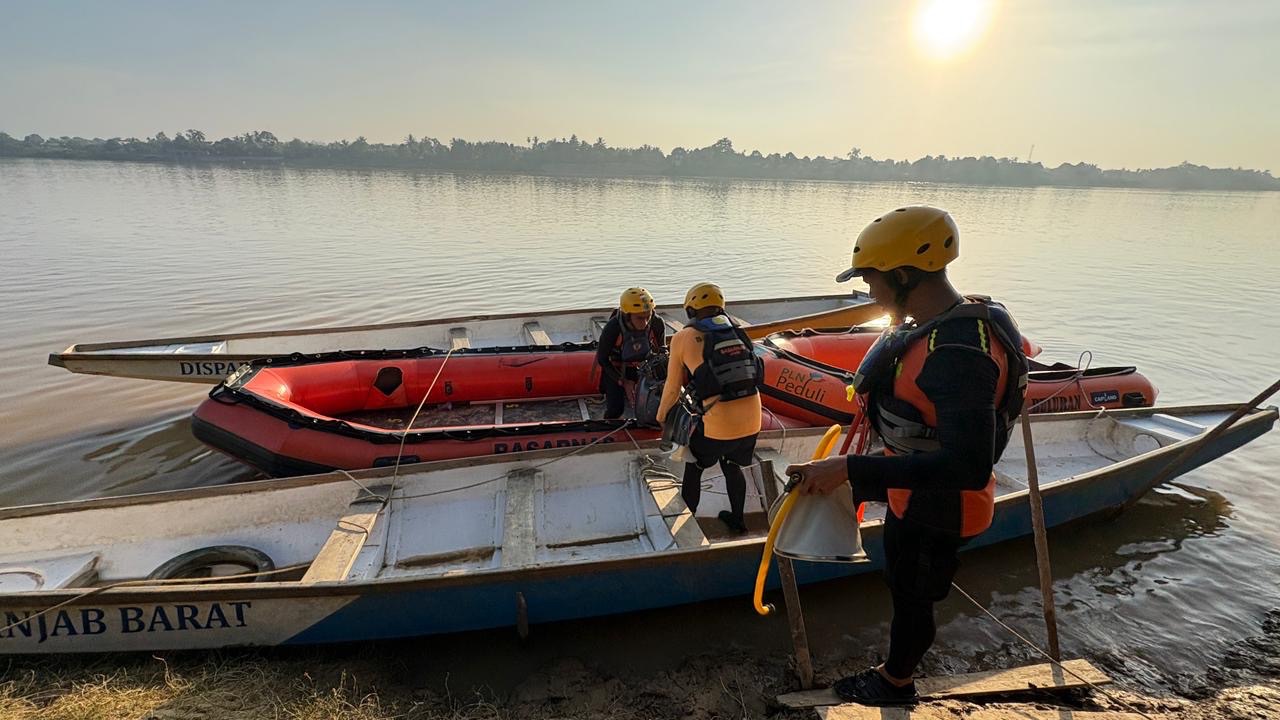 Tim SAR Gabungan Perluas Area Pencarian Indra (35) yang Hilang Tenggelam di Sungai Batanghari Jambi