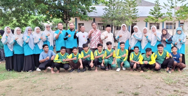 Kepala Kemenag Bireuen Apresiasi Class Meeting MTsN 10 Sebagai Sarana Kembangkan Bakat Siswa