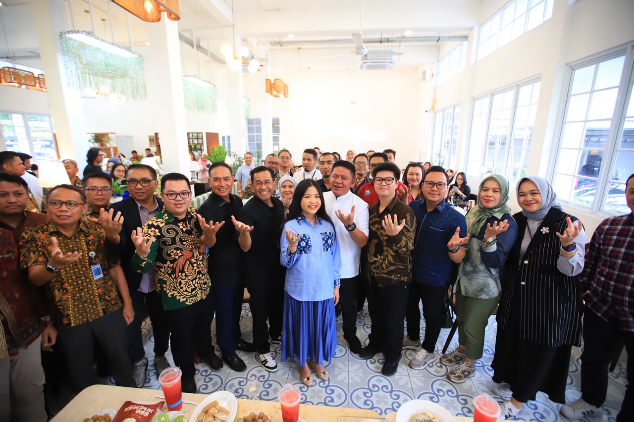 OJK dan Pemprov Sumsel Resmikan Outlet UMKM Sultan Muda di Palembang, Perkuat Program 100.000 Wirausaha Muda